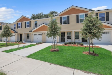 8246 Halls Hammock Ct, Jacksonville, FL 32244 - photo 2