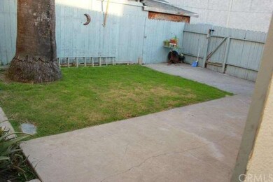 FRONT YARD FOR BACK UNIT