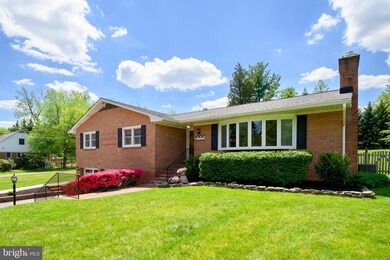 2113 Devere Ln, Catonsville, MD 21228 - photo 5