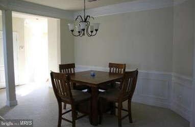 13846 Greendale Dr unit 13846, Woodbridge, VA 22191 - photo 4