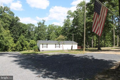 370 Deer Run Cir, Front Royal, VA 22630 - photo 2