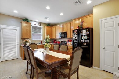 Dining/Kitchen