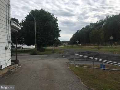 23 W Carroll St, Saint Clair, PA 17970 - photo 3