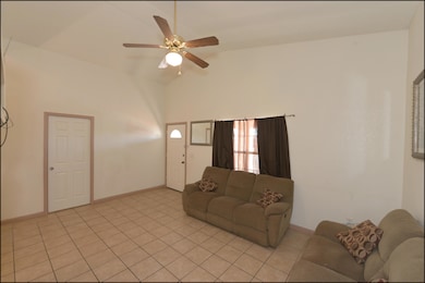 412 Katherine Dr, Horizon City, TX 79928 - photo 7