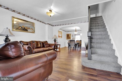 907 N Linwood Ave, Baltimore, MD 21205 - photo 2