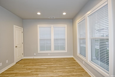 2804 Kincheloe Ct, Evansville, IN 47725 - photo 3