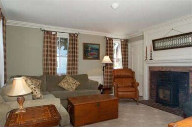 21 Purchase St, Newburyport, MA 01950 - photo 7