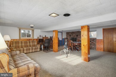 313 Spruce Ave, Gloucester City, NJ 08030 - photo 2