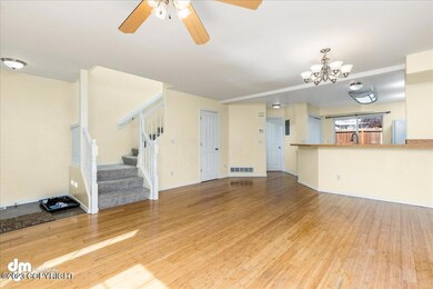Living Room w/ Ceiling Fan