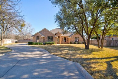 3213 Crossbridge Cir, Granbury, TX 76049 - photo 3