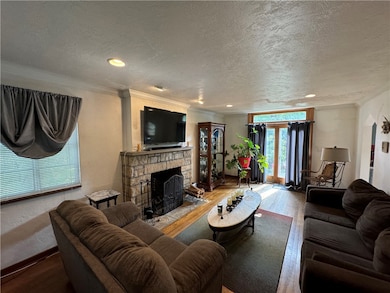 Living Room w/ Fireplace
