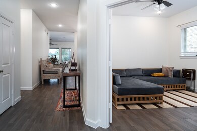 9319 Mont Ellie Ln, the Woodlands, TX 77375 - photo 3