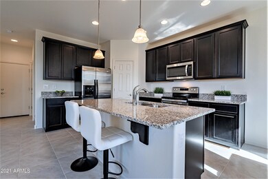 Kitchen Island and Breakfast Bar
