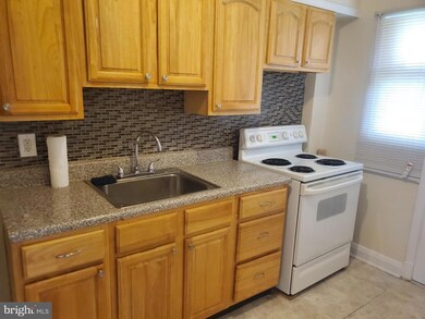 3928 Rokeby Rd, Baltimore, MD 21229 - photo 4