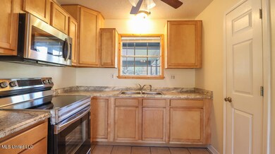10416 Charpentier Dr-70005
