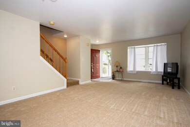 711 St Peter's Ct, Edgewood, MD 21040 - photo 2