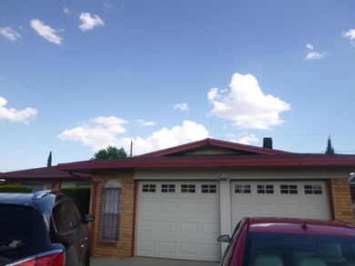 10236 Maxwood Dr, El Paso, TX 79925 - photo 2