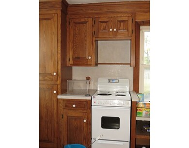 12 Lakeview Dr, Charlton, MA 01507 - photo 3