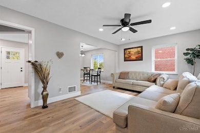 5696 Biscayne Ave, Cincinnati, OH 45248 - photo 4