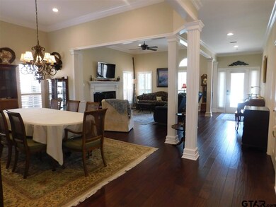 415 415 Brighton Ct, Tyler, TX 75701 - photo 2