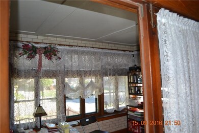 Fully enclosed sunroom/ front porch