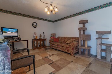 3434 E Enid Ave (5 of 31)