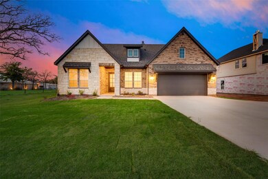 1001 Springfield Rd, Springtown, TX 76082 - photo 2