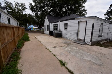 Single-wide Driveway