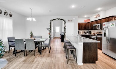 13748 Blackburn Ave, Horizon City, TX 79928 - photo 7