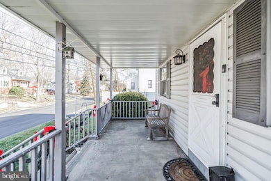 826 Lawnton Terrace, Glenolden, PA 19036 - photo 3