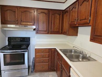 742 Forest Lake Dr N, Macon, GA 31210 - photo 6