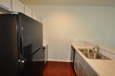 217 Price Ln unit 18, Weatherford, TX 76085 - photo 7