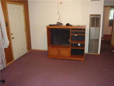 921 Giles Rd, El Paso, TX 79915 - photo 7