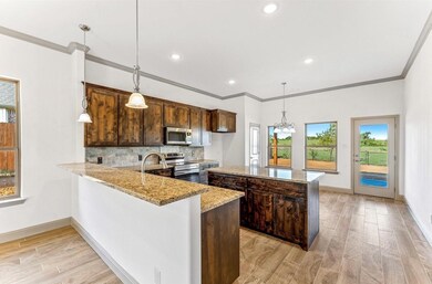 106 Landry Ave, Godley, TX 76044 - photo 7