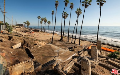 20942 Pacific Coast Hwy, Malibu, CA 90265 - photo 5