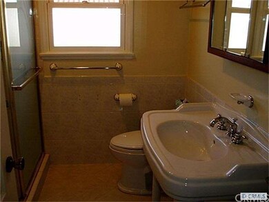 Main bathroom.