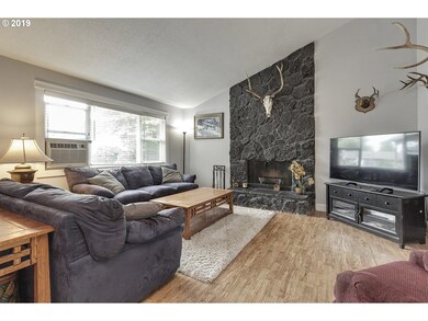 1831 Yew Ct, Forest Grove, OR 97116 - photo 5