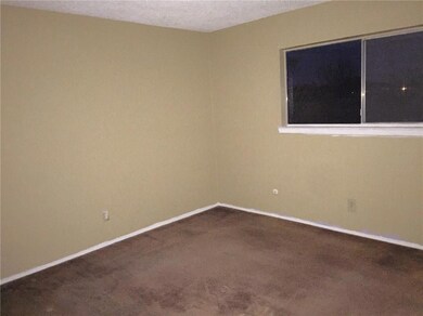 1700 Opossum Cir, Horizon City, TX 79928 - photo 4