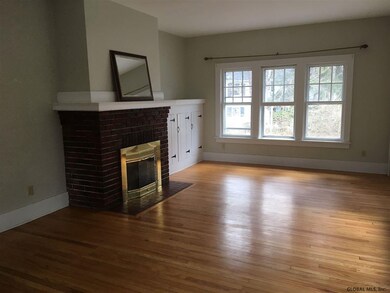 6 Pinedale Ave, Delmar, NY 12054 - photo 2