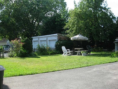 Yard/Garden.