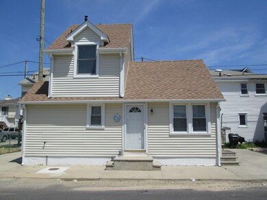 164 W Beach front 1