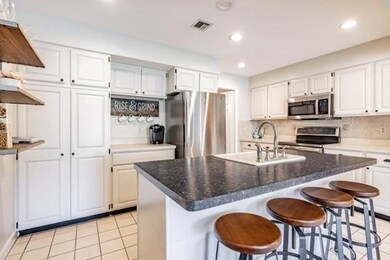 10 Shady Brook unit 10, West Springfield, MA 01089 - photo 4