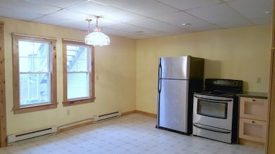 105 Mechanic St unit 3, East Brookfield, MA 01515 - photo 2