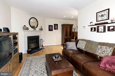 3821 Davis Place NW unit 4, Washington, DC 20007 - photo 4