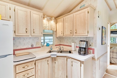 1 Robinson Way, #B48, Kennebunk