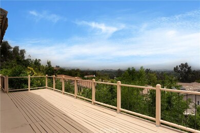 22641 Crespi St, Woodland Hills, CA 91364 - photo 5