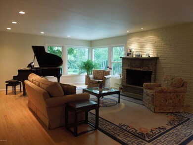 408 Taconic Rd, Greenwich, CT 06831 - photo 4