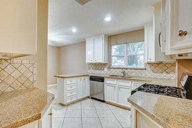 14226 Cally Cir, Needville, TX 77461 - photo 6