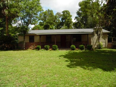 149 Oakmont Dr, Crawfordville, FL 32327 - photo 2