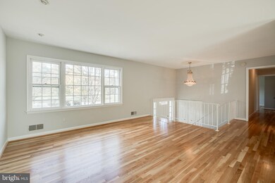 12813 Layhill Rd, Silver Spring, MD 20906 - photo 6